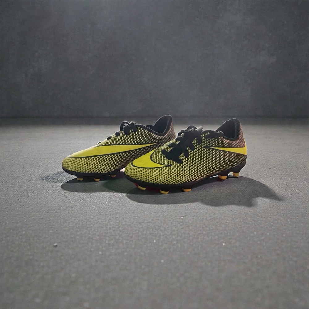 Nike Jr Nike Bravata II Firm Ground Soccer Cleats 
Size 12c